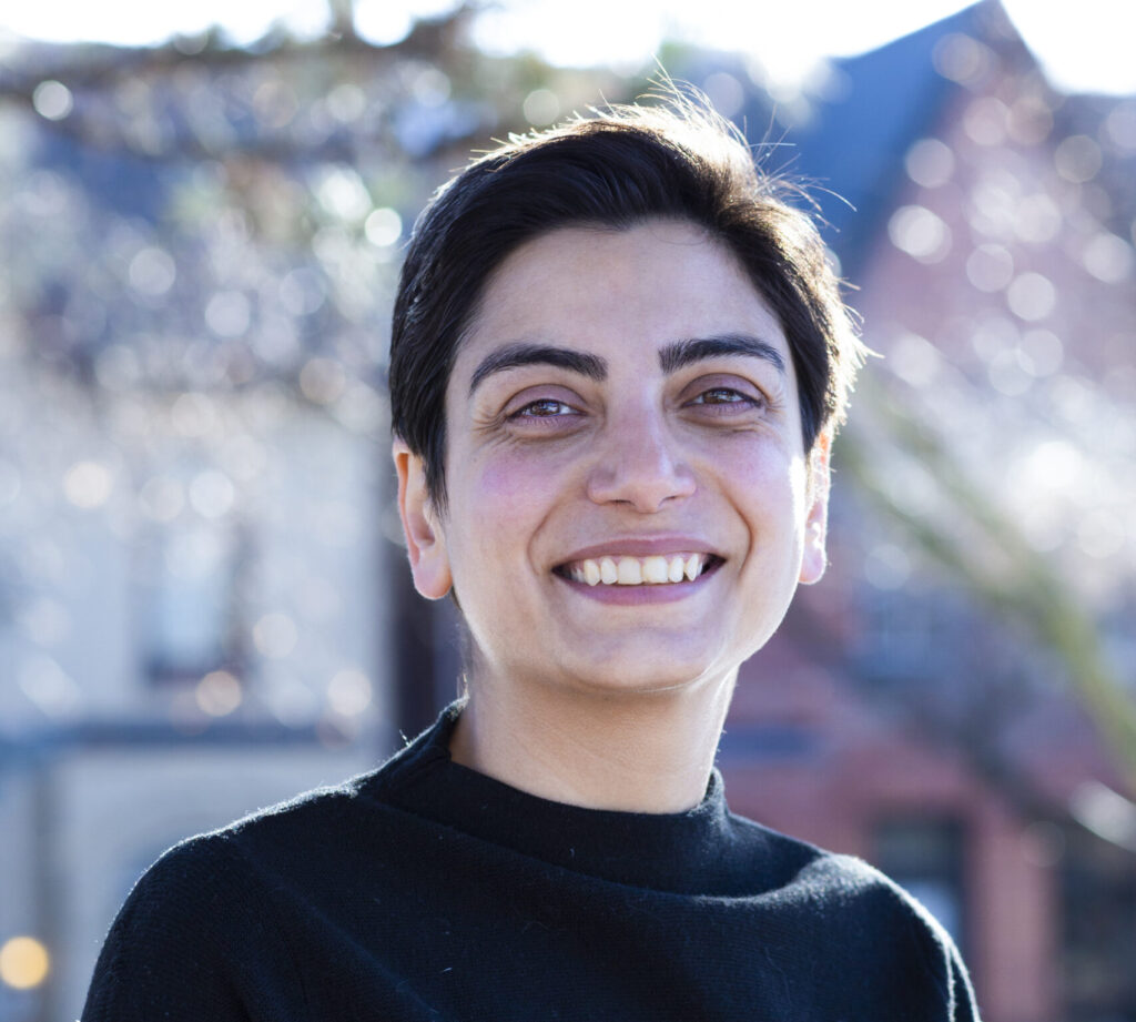 Samira Banihashemi- Headshot - Thule van den dam